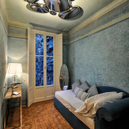 Hotel Emily